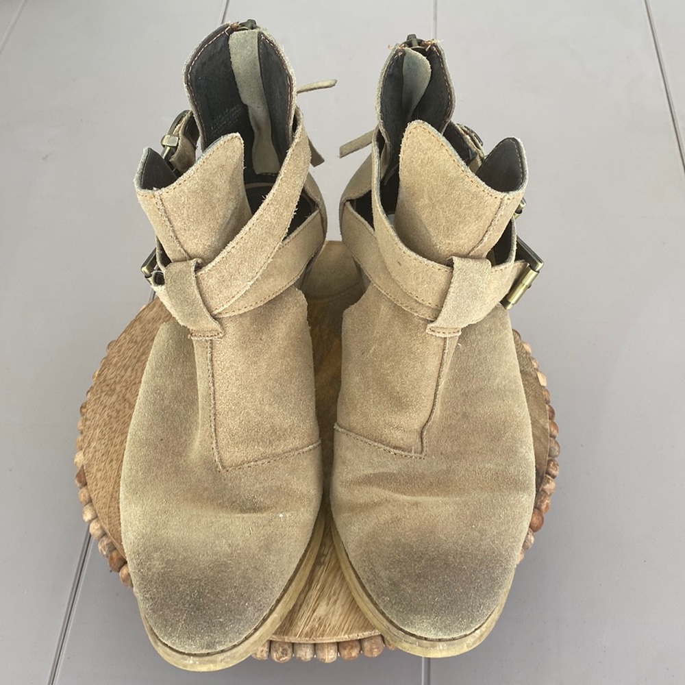 Steve Madden Cinch Booties
